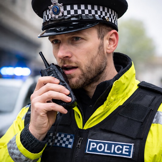 Tech News : £25M No-Bid Deal Keeps UK Police Radios Running Into 2030